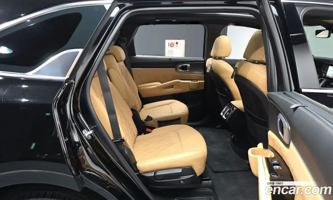 Kia Sorento 2022 1.6 автомат (гидро), фото 12 Kia Sorento 2022 1.6 автомат (гидро), фото 12
