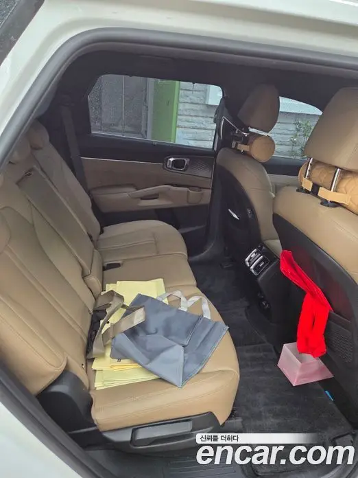 Kia Sorento 2024 1.6 автомат (гидро), фото 7 Kia Sorento 2024 1.6 автомат (гидро), фото 7