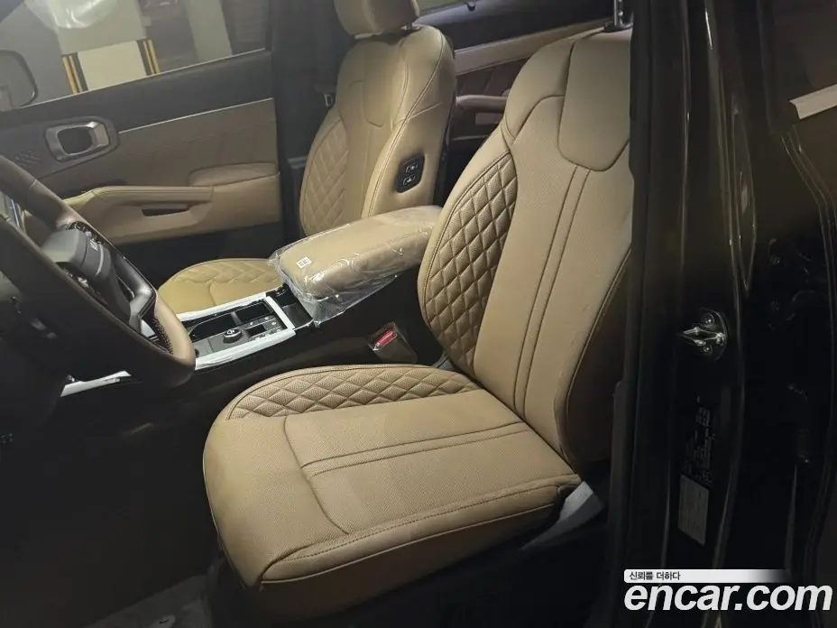 Kia Sorento 2026 1.6 автомат (гидро), фото 10 Kia Sorento 2026 1.6 автомат (гидро), фото 10