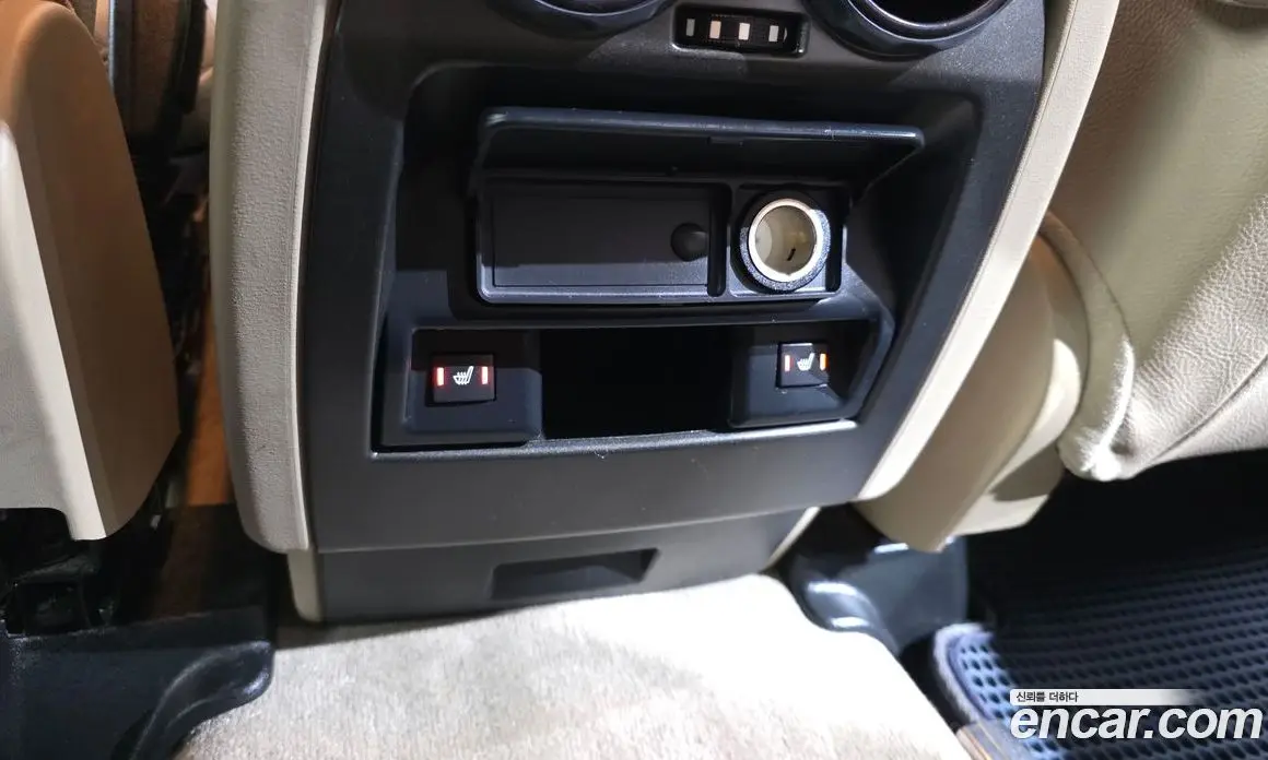Land Rover Discovery 2016 3.0 автомат (гидро), фото 18