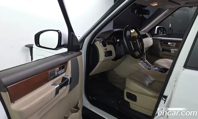 Land Rover Discovery 2016 3.0 автомат (гидро), миниатюра 10
