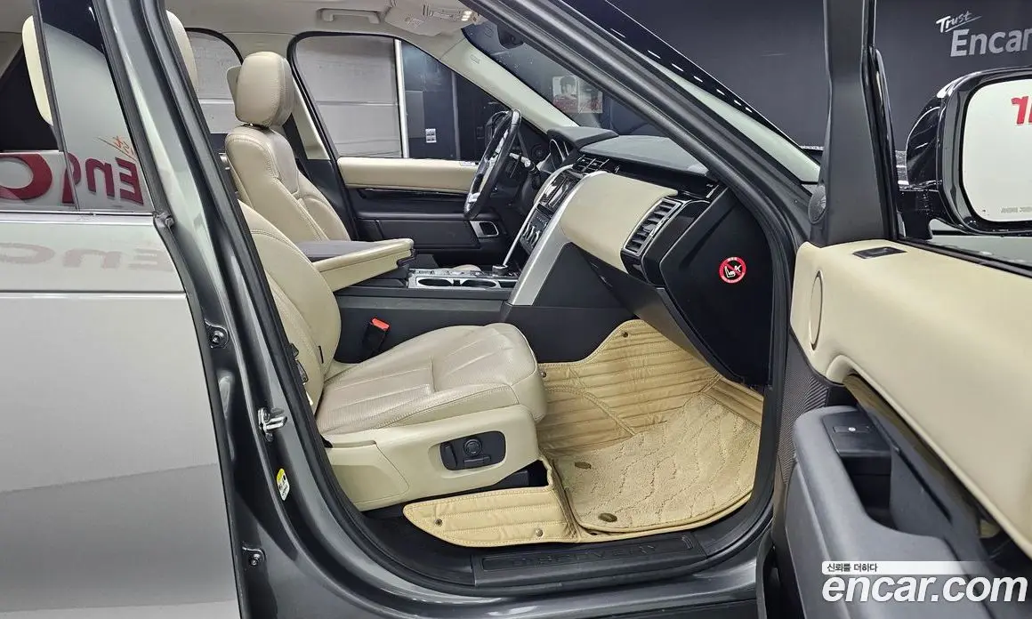 Land Rover Discovery 2018 2.0 автомат (гидро), фото 11 Land Rover Discovery 2018 2.0 автомат (гидро), фото 11