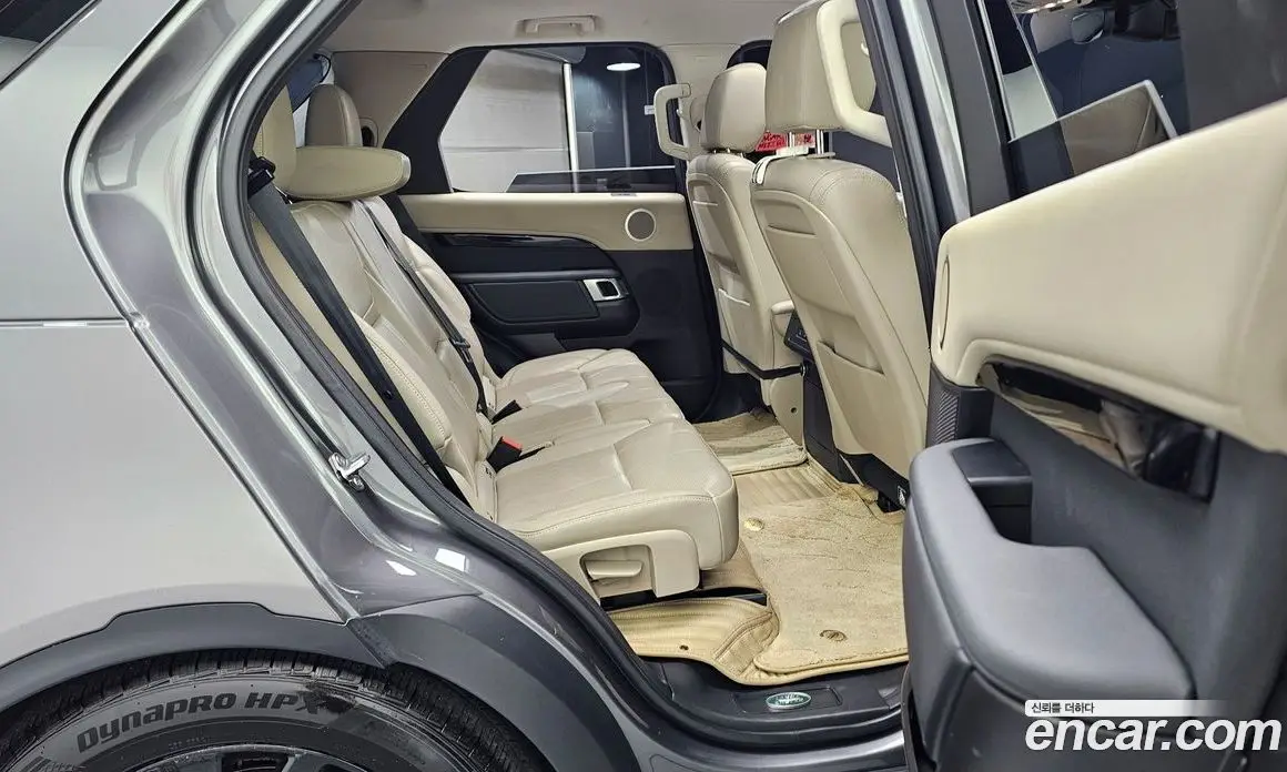 Land Rover Discovery 2018 2.0 автомат (гидро), фото 12 Land Rover Discovery 2018 2.0 автомат (гидро), фото 12