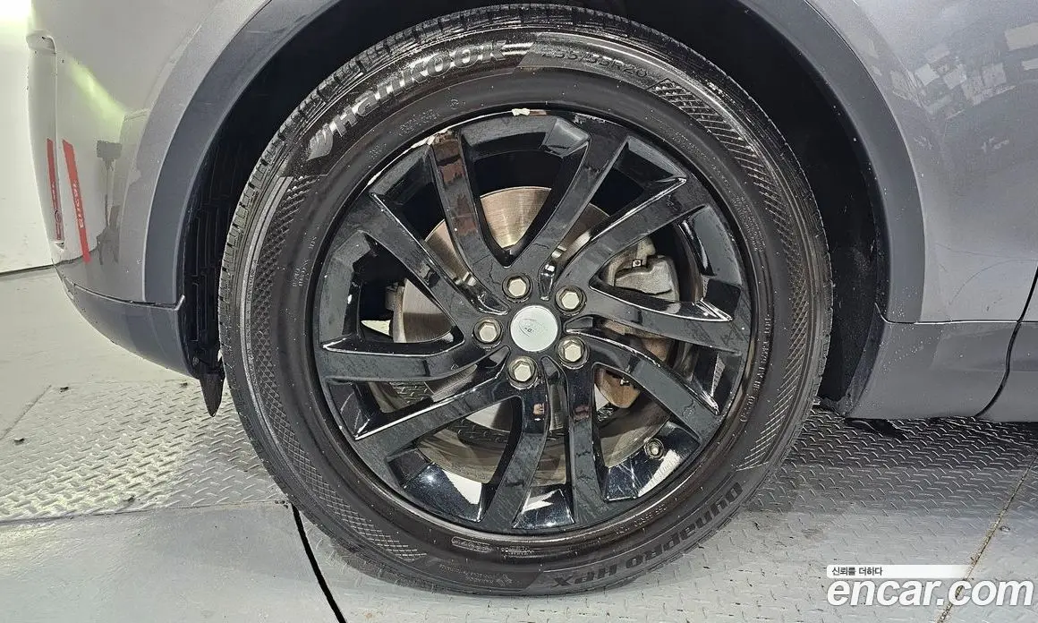 Land Rover Discovery 2018 2.0 автомат (гидро), фото 5 Land Rover Discovery 2018 2.0 автомат (гидро), фото 5