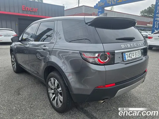 Land Rover Discovery Sport 2017 2.0 автомат (гидро), миниатюра 5