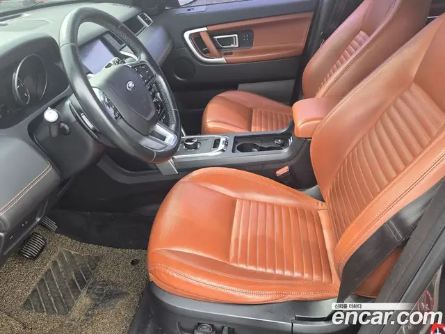 Land Rover Discovery Sport 2017 2.0 автомат (гидро), миниатюра 8