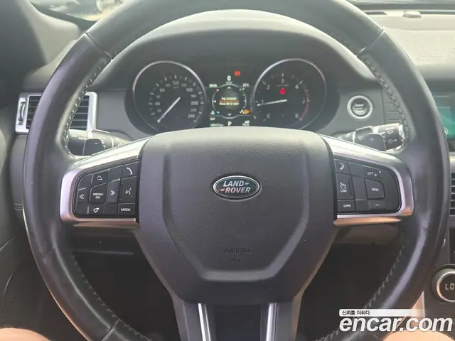 Land Rover Discovery Sport 2017 2.0 автомат (гидро), миниатюра 10
