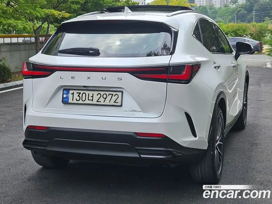 Lexus NX 2023 2.5 автомат (гидро), фото 5