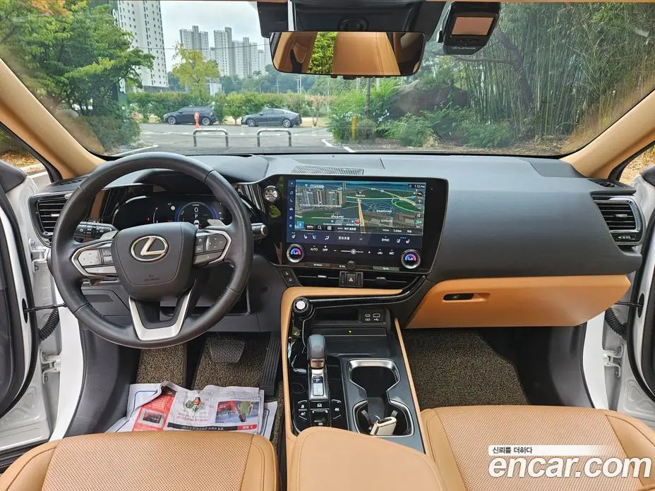 Lexus NX 2023 2.5 автомат (гидро), фото 10