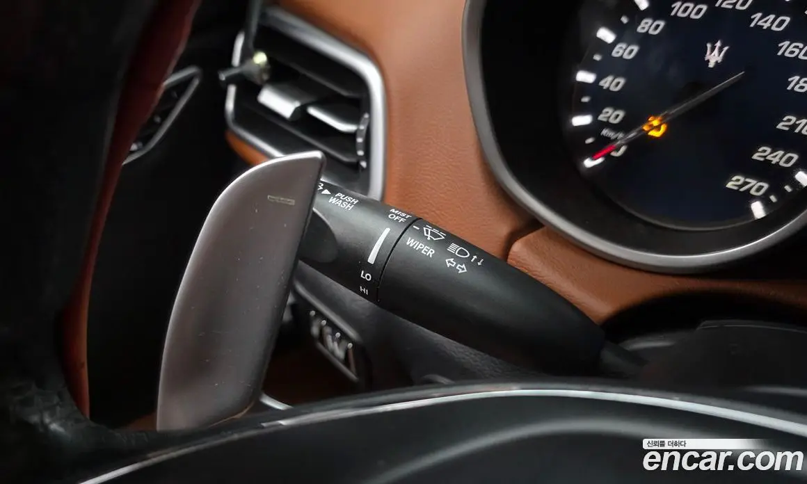 Maserati Ghibli 2015 3.0 автомат (гидро), фото 17 Maserati Ghibli 2015 3.0 автомат (гидро), фото 17