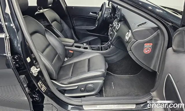 Mercedes-Benz A-Class 2017 1.6 автомат (гидро), миниатюра 12