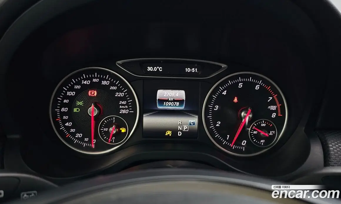 Mercedes-Benz A-Class 2017 1.6 автомат (гидро), фото 8 Mercedes-Benz A-Class 2017 1.6 автомат (гидро), фото 8