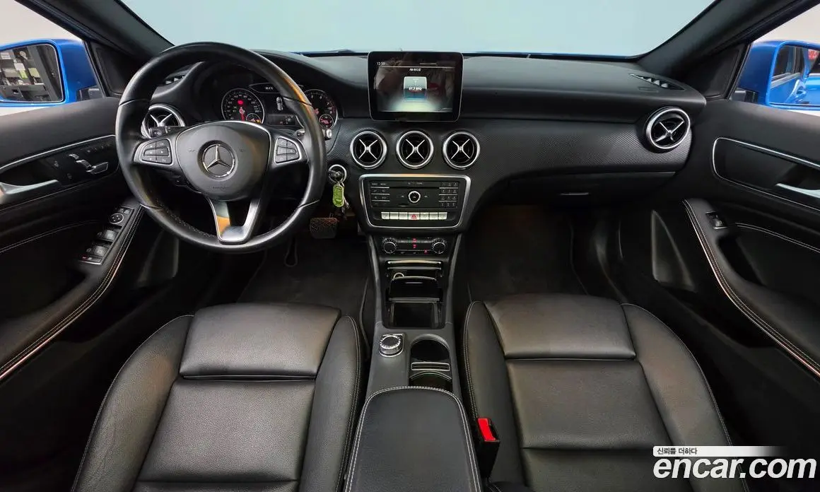 Mercedes-Benz A-Class 2017 1.6 автомат (гидро), фото 7