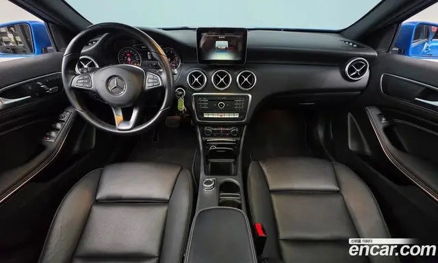 Mercedes-Benz A-Class 2017 1.6 автомат (гидро), миниатюра 7