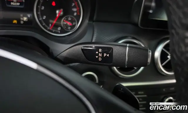 Mercedes-Benz A-Class 2017 1.6 автомат (гидро), миниатюра 9