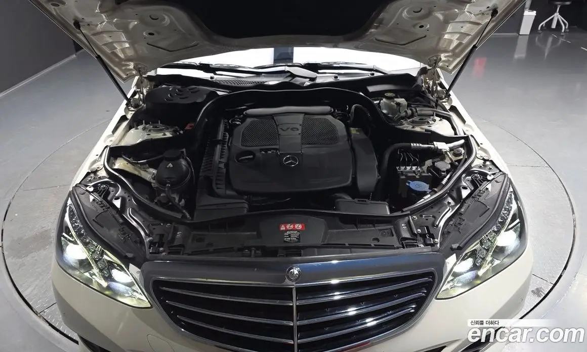 Mercedes-Benz E-Class 2015 3.5 автомат (гидро), фото 6 Mercedes-Benz E-Class 2015 3.5 автомат (гидро), фото 6