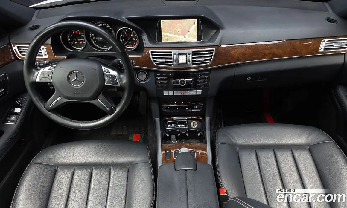 Mercedes-Benz E-Class 2015 3.5 автомат (гидро), фото 7 Mercedes-Benz E-Class 2015 3.5 автомат (гидро), фото 7