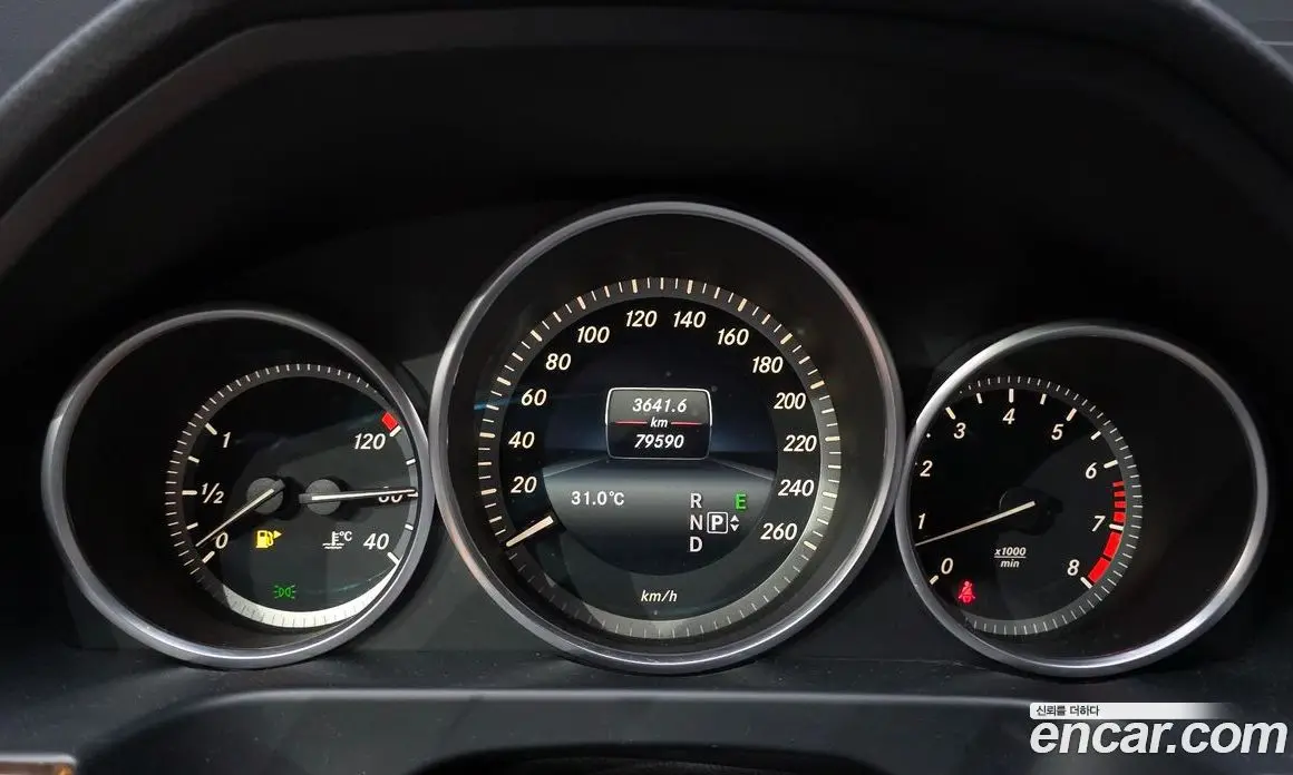 Mercedes-Benz E-Class 2015 3.5 автомат (гидро), фото 8 Mercedes-Benz E-Class 2015 3.5 автомат (гидро), фото 8