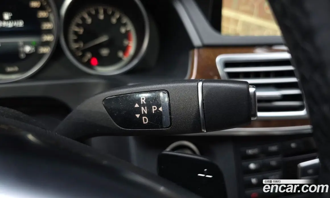 Mercedes-Benz E-Class 2015 3.5 автомат (гидро), фото 9 Mercedes-Benz E-Class 2015 3.5 автомат (гидро), фото 9