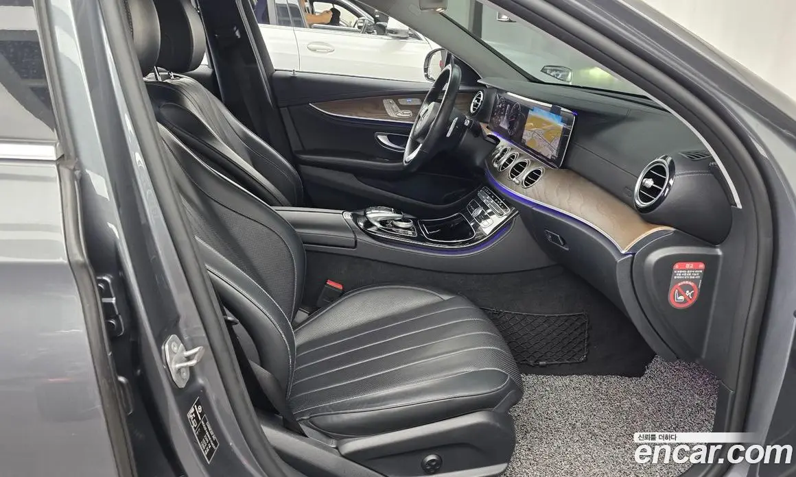 Mercedes-Benz E-Class 2017 2.0 автомат (гидро), фото 11