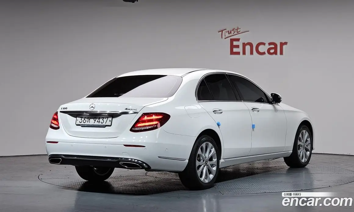 Mercedes-Benz E-Class 2018 2.0 автомат (гидро), фото 2 Mercedes-Benz E-Class 2018 2.0 автомат (гидро), фото 2