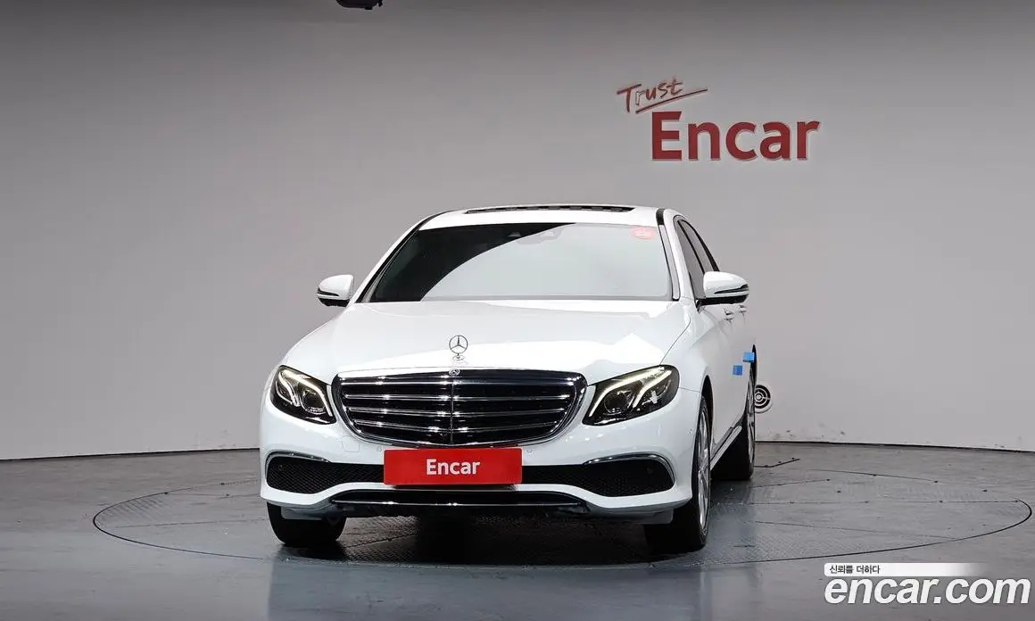 Mercedes-Benz E-Class 2018 2.0 автомат (гидро), фото 3 Mercedes-Benz E-Class 2018 2.0 автомат (гидро), фото 3