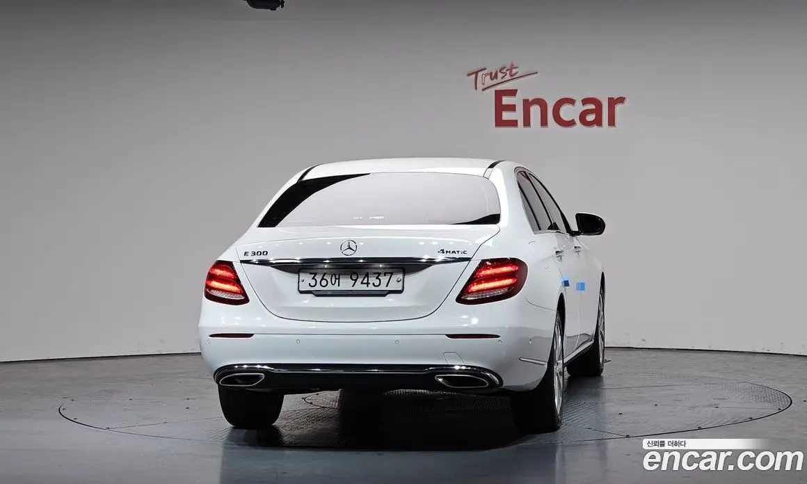 Mercedes-Benz E-Class 2018 2.0 автомат (гидро), фото 4 Mercedes-Benz E-Class 2018 2.0 автомат (гидро), фото 4