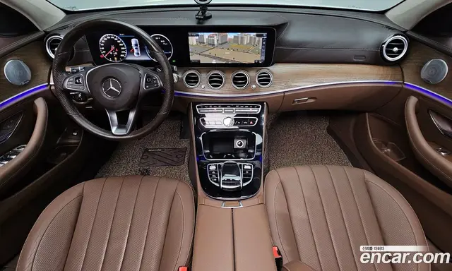Mercedes-Benz E-Class 2018 2.0 автомат (гидро), миниатюра 7 Mercedes-Benz E-Class 2018 2.0 автомат (гидро), миниатюра 7