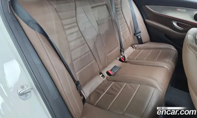 Mercedes-Benz E-Class 2018 2.0 автомат (гидро), миниатюра 11 Mercedes-Benz E-Class 2018 2.0 автомат (гидро), миниатюра 11