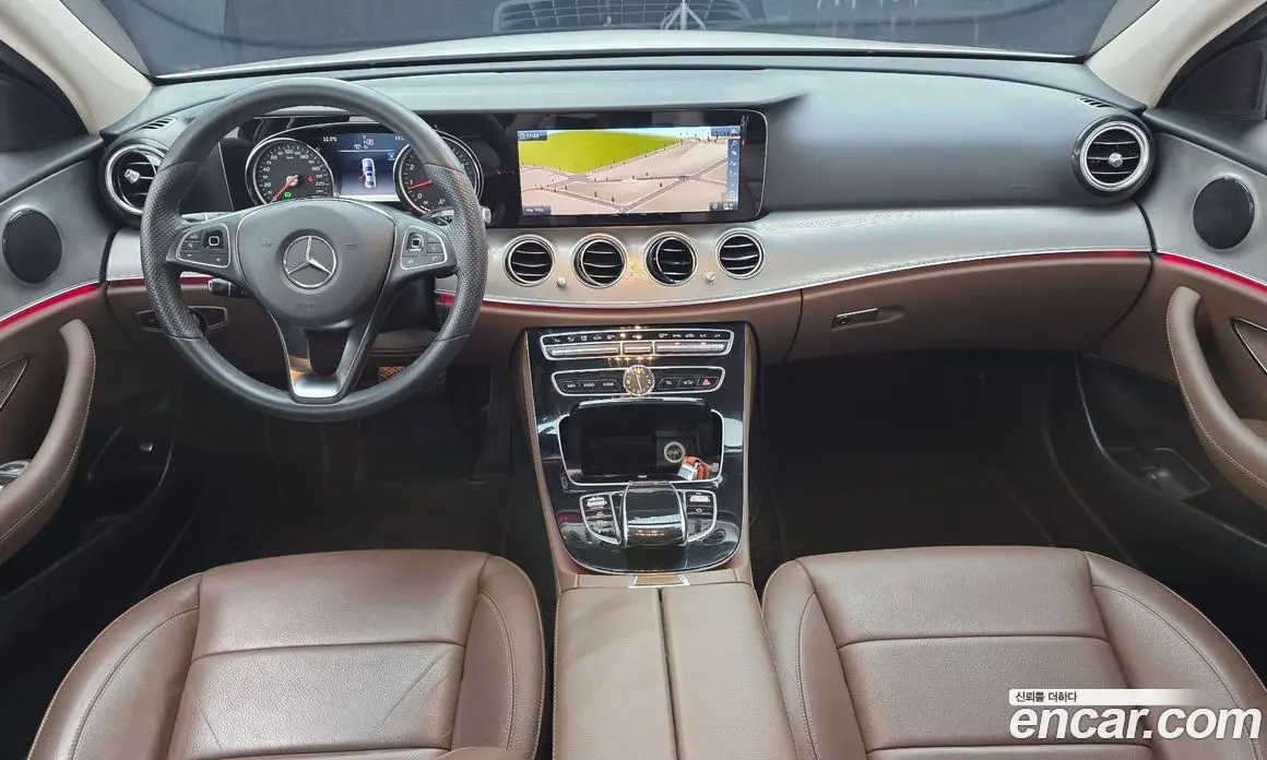 Mercedes-Benz E-Class 2018 2.0 автомат (гидро), фото 7 Mercedes-Benz E-Class 2018 2.0 автомат (гидро), фото 7