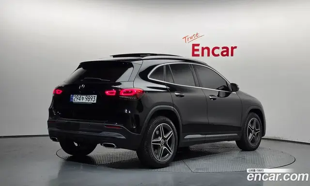 Mercedes-Benz GLA-Class 2020 2.0 автомат (гидро), миниатюра 2 Mercedes-Benz GLA-Class 2020 2.0 автомат (гидро), миниатюра 2