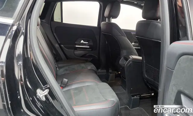 Mercedes-Benz GLA-Class 2020 2.0 автомат (гидро), миниатюра 12