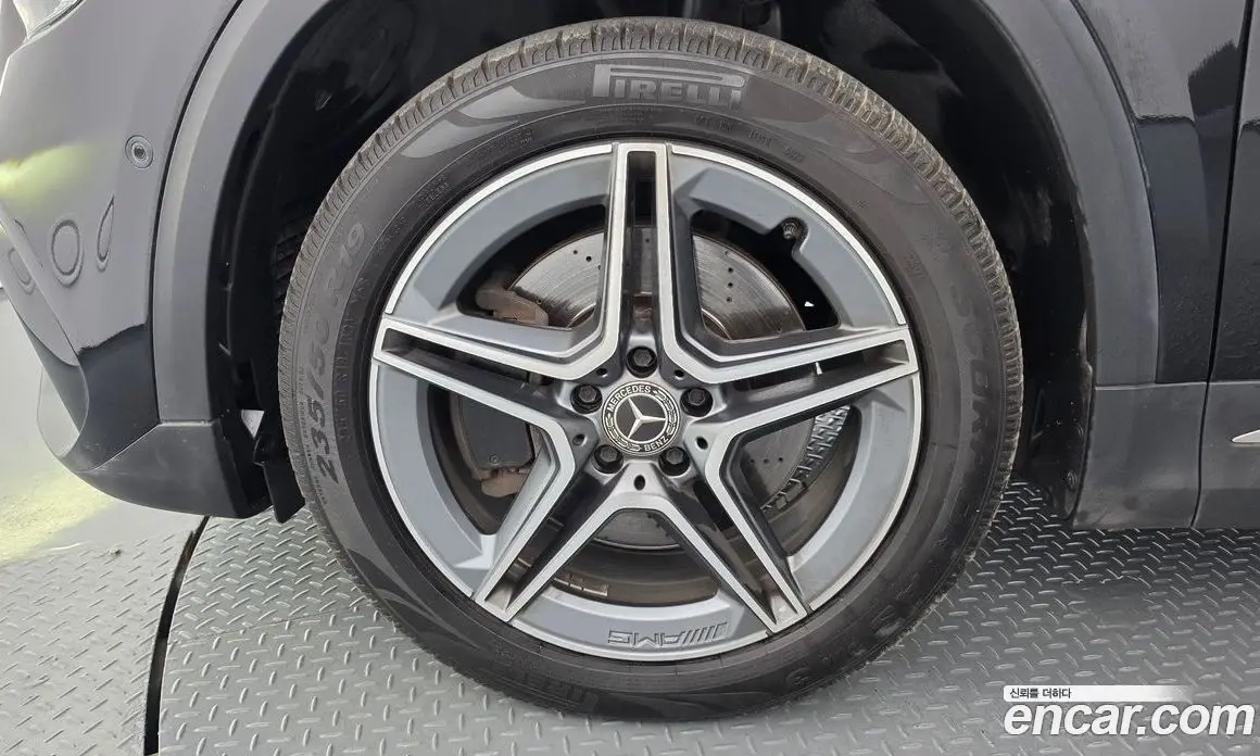 Mercedes-Benz GLA-Class 2020 2.0 автомат (гидро), фото 5 Mercedes-Benz GLA-Class 2020 2.0 автомат (гидро), фото 5