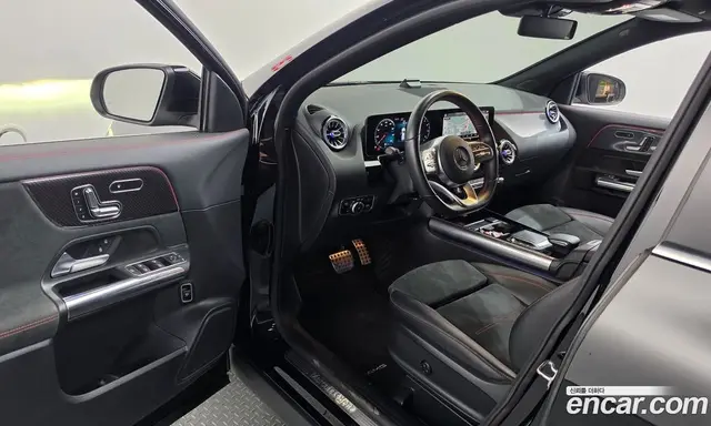 Mercedes-Benz GLA-Class 2020 2.0 автомат (гидро), миниатюра 10 Mercedes-Benz GLA-Class 2020 2.0 автомат (гидро), миниатюра 10
