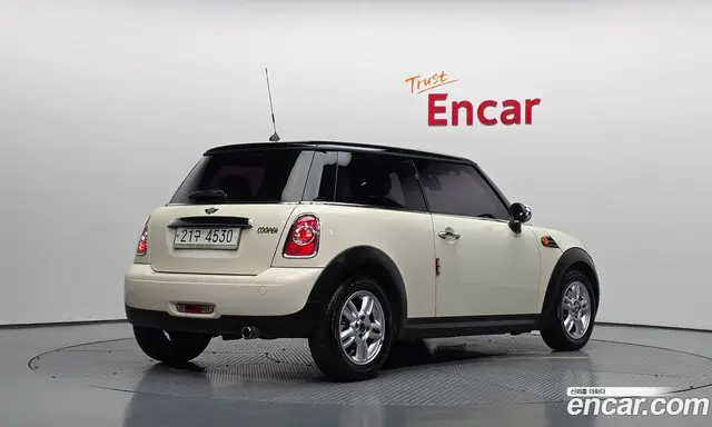 Mini Cooper 2013 1.6 автомат (гидро), миниатюра 2