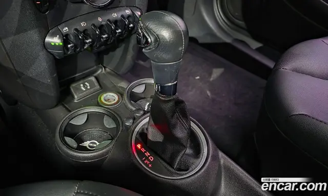 Mini Cooper 2013 1.6 автомат (гидро), миниатюра 9