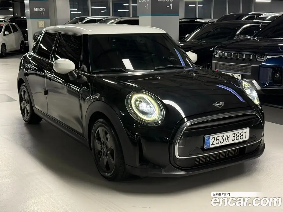 Mini Cooper 2021 1.5 автомат (гидро), фото 2 Mini Cooper 2021 1.5 автомат (гидро), фото 2