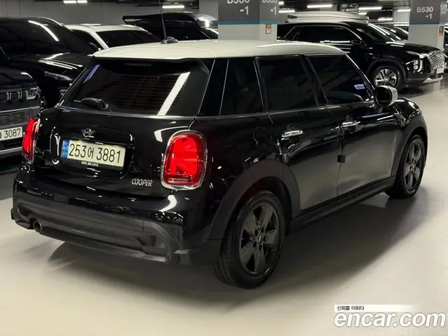 Mini Cooper 2021 1.5 автомат (гидро), миниатюра 4 Mini Cooper 2021 1.5 автомат (гидро), миниатюра 4