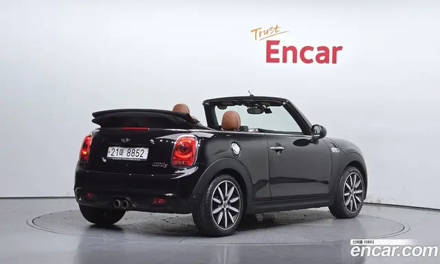 Mini Cooper Convertible 2017 2.0 автомат (гидро), миниатюра 2