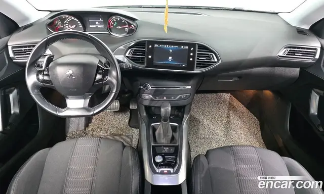 Peugeot 308 2018 1.6 автомат (гидро), миниатюра 7 Peugeot 308 2018 1.6 автомат (гидро), миниатюра 7
