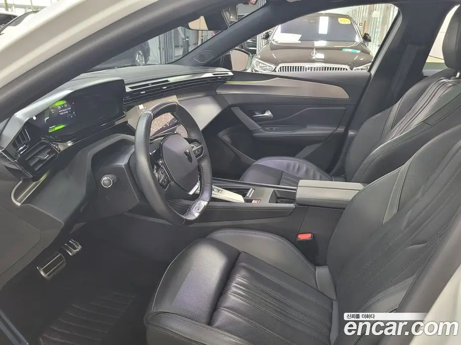 Peugeot 408 2023 1.2 автомат (гидро), фото 14 Peugeot 408 2023 1.2 автомат (гидро), фото 14