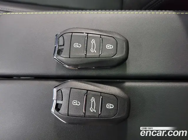 Peugeot 408 2023 1.2 автомат (гидро), миниатюра 10 Peugeot 408 2023 1.2 автомат (гидро), миниатюра 10