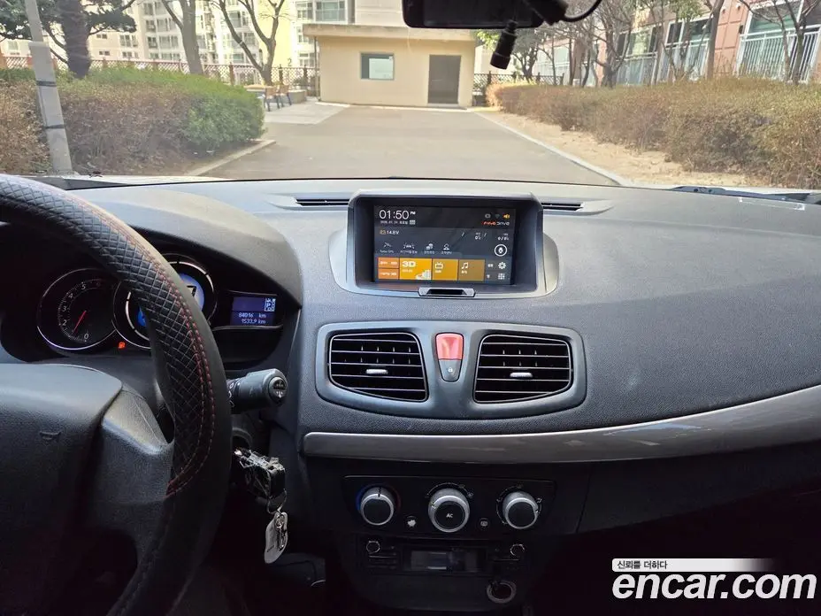 Renault (Samsung) SM3 2015 1.6 автомат (гидро), фото 14 Renault (Samsung) SM3 2015 1.6 автомат (гидро), фото 14