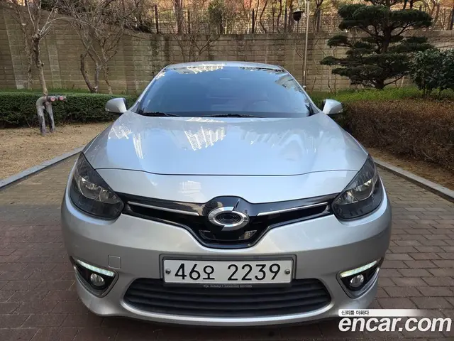 Renault (Samsung) SM3 2015 1.6 автомат (гидро), миниатюра 4 Renault (Samsung) SM3 2015 1.6 автомат (гидро), миниатюра 4