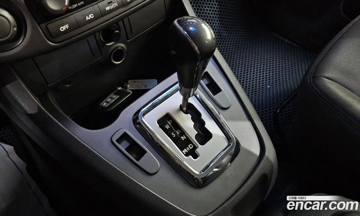 SsangYong Korando 2013 2.0 автомат (гидро), фото 9
