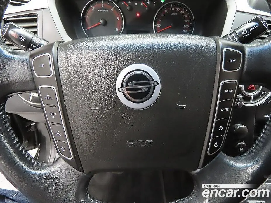 SsangYong Korando 2013 2.0 автомат (гидро), фото 17
