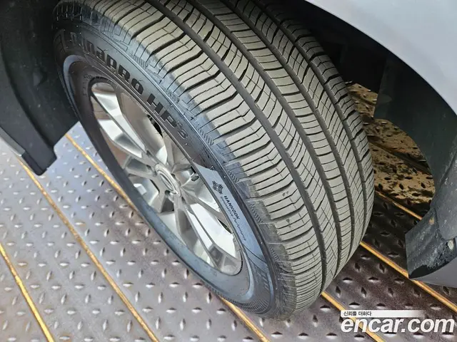 SsangYong Korando 2013 2.0 автомат (гидро), миниатюра 9
