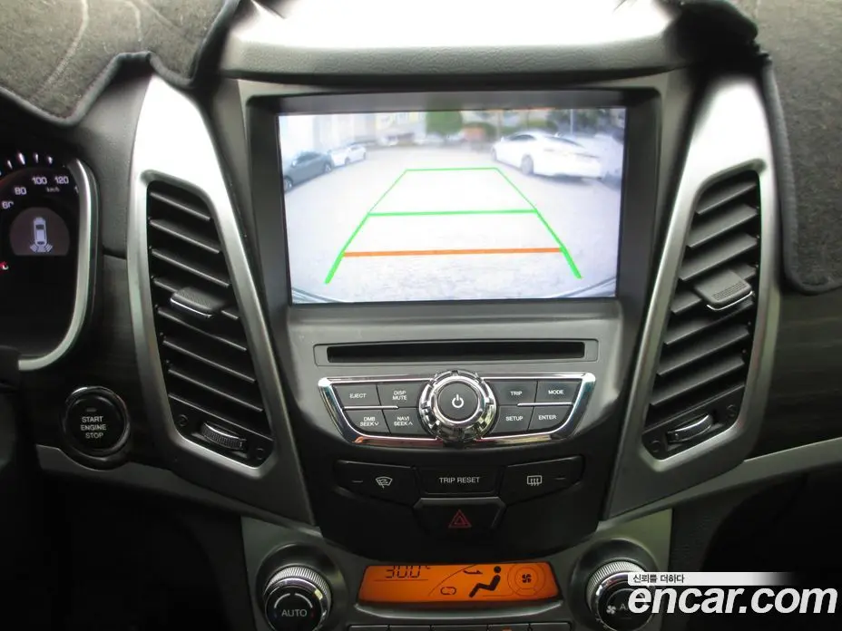 SsangYong Korando 2014 2.0 автомат (гидро), фото 12