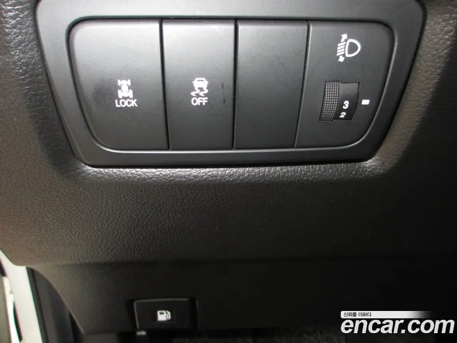 SsangYong Korando 2014 2.0 автомат (гидро), фото 13