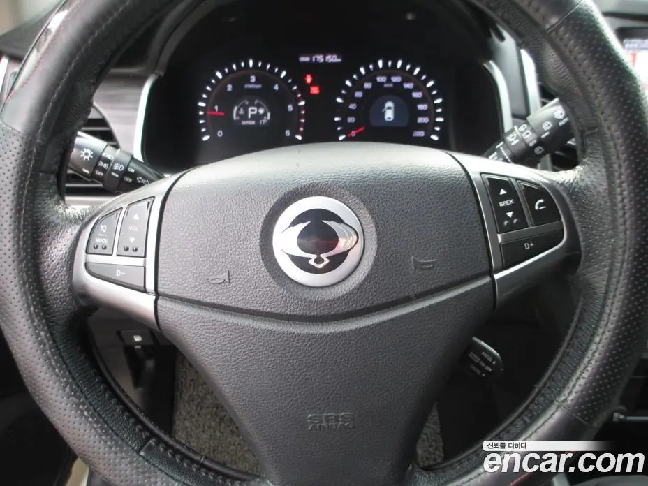 SsangYong Korando 2014 2.0 автомат (гидро), фото 15
